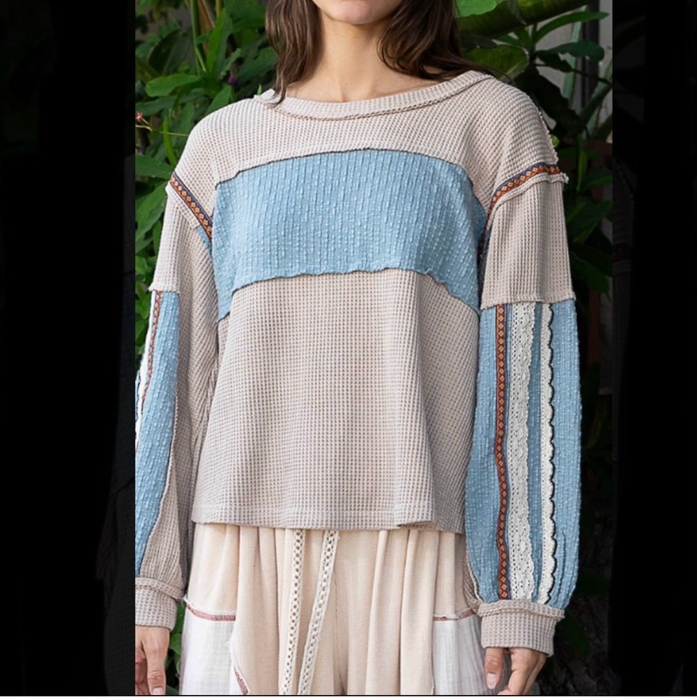 BRAND NEW NWOT POL PATTERNED THERMAL TOP IN SIZE MEDIUM